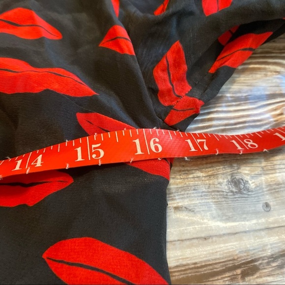 Rixo Rose Lip Print V-Neck Long Sleeve Open Back Ruffle Front Silk Midi Dress L - Picture 13 of 13